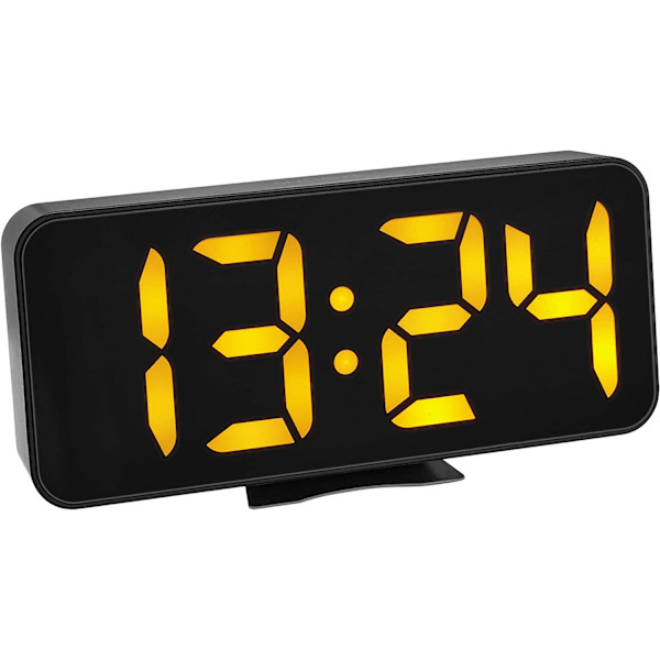 Digital väckarklocka med display av inomhustemperatur