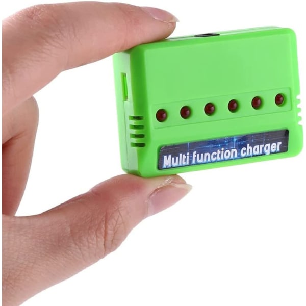 Multifunksjonell batterilader er spesiell