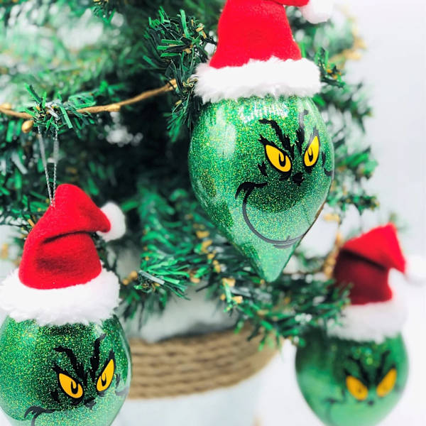 Grinch med tomteluva Juldekorationer Grinch Blinkande Dekoration Julgranshänge 1