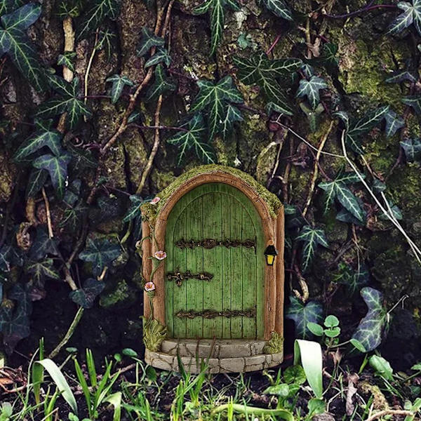 Miniatyyri Pixie Elf -keijujen ovi puutarhaan, ikkunaan tai jouluun green