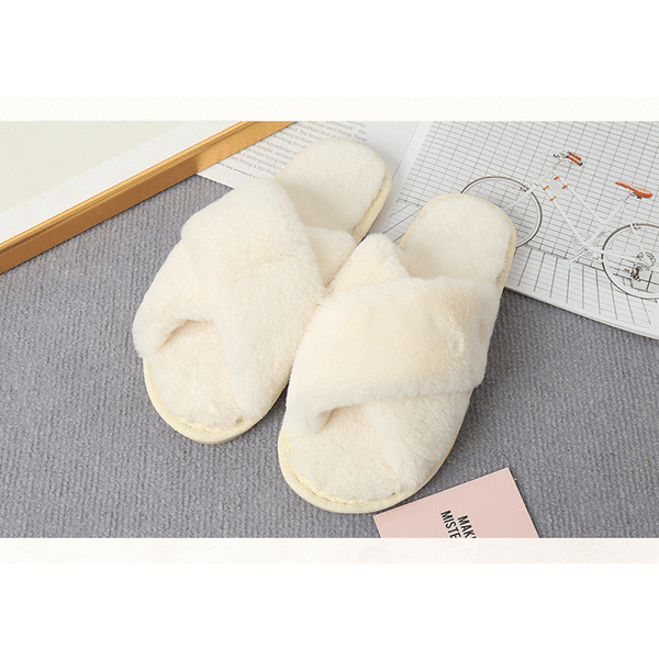 Plushtofflor för kvinnor