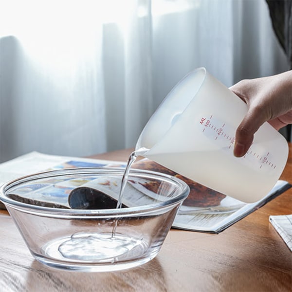 Läpinäkyvä Pehmeä Silikoninen Mitta-astia Visuaalinen Puoliläpäisevä Maitokulho (500ml)