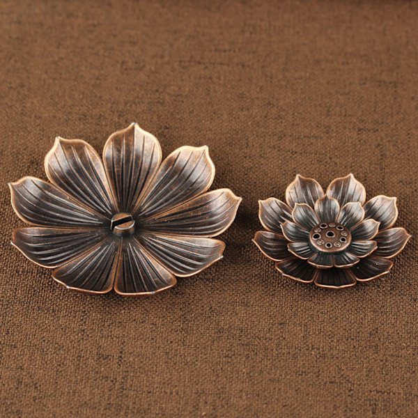 Lotus Rökelsehållare i Zinklegering med Flera Hål, Rökelsepinnehållare, Askfångare