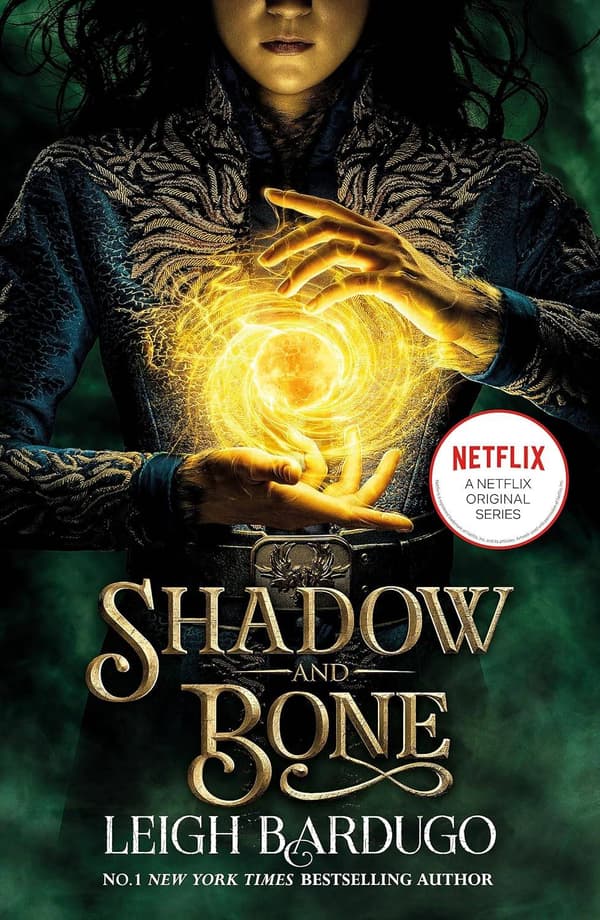 Shadow and Bone TV Tie-in 9781510109063