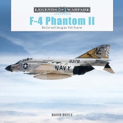 F-4 Phantom II 9780764369025