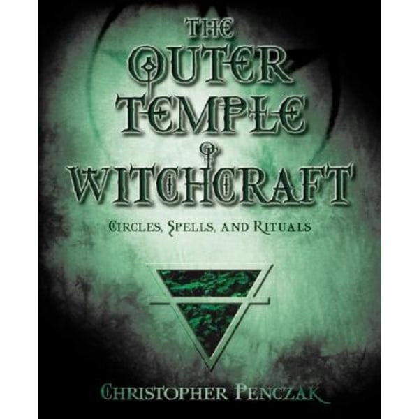 Outer temple of witchcraft 9780738705316