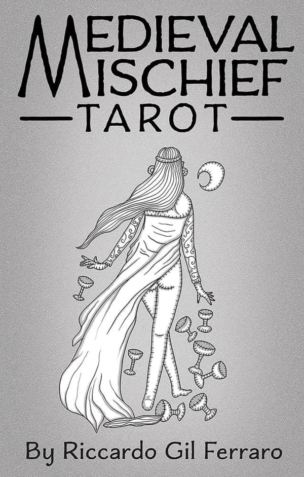 Medieval Mischief Tarot 9781646711062