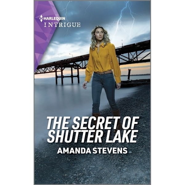 The Secret of Shutter Lake 9781335591340
