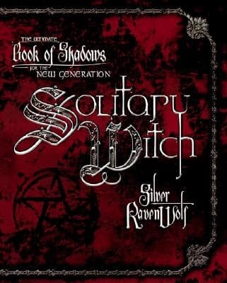 Solitary witch 9780738703190