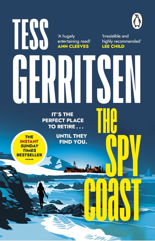 The Spy Coast 9781804992890