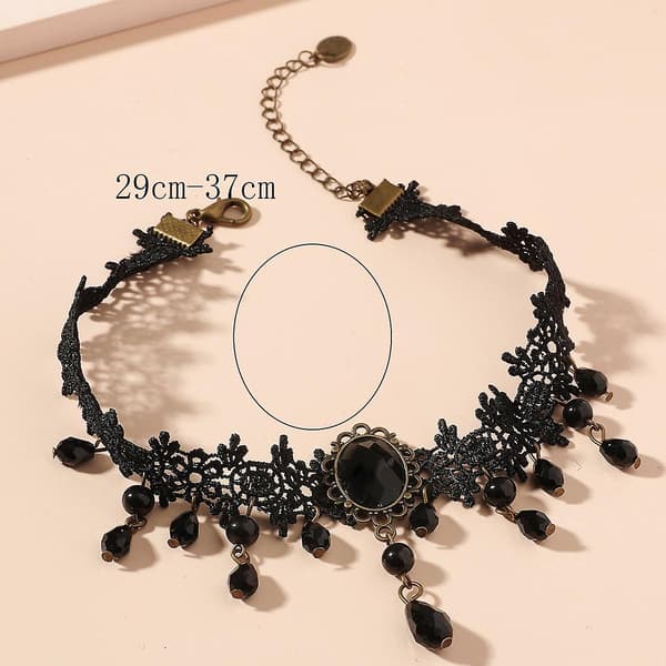 DWW-Blonde Choker Halskæde med Sorte Perler og Gotiske Kvaster