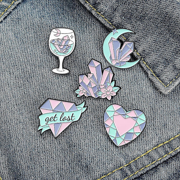 5-pack Enamel Pins med Diamantkristallkluster Måne Vinglas Brosch Pins för Flickor Barn Present Lapel Pins Tillbehör för Ryggsäckar Märken Hattar