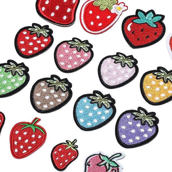 Sæt med 16, jordbær, smukke broderede patches klar til strygning