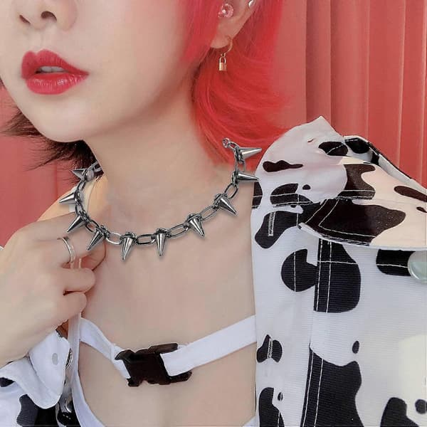 Metallspikar Nitar Punk Goth Halsband Choker Krage