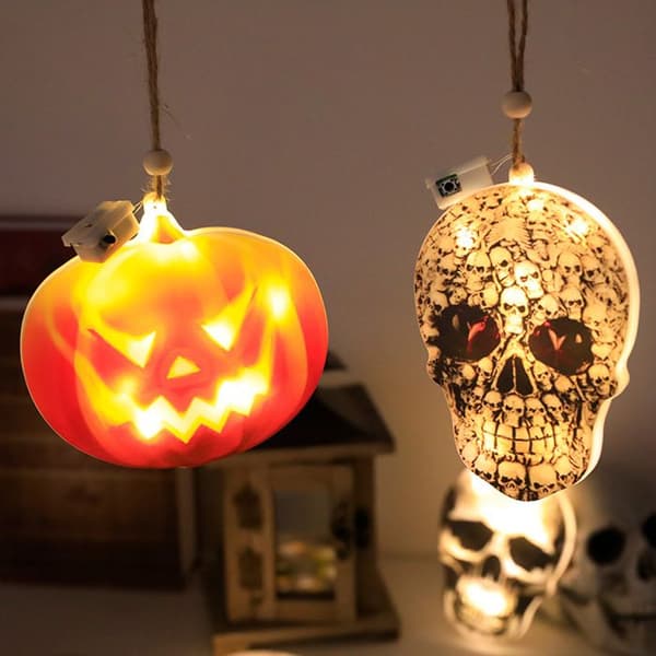 Halloween-dekorationer - LED-lyktor - Pumpor - Dödskallar - Slitstarkt harts