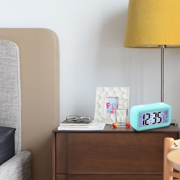 Hem LED Digital Väckarklocka Temperatur & Kalender Snooze Funktion Väckarklocka Ljusstark Bordsur Elektronisk Smart Klocka