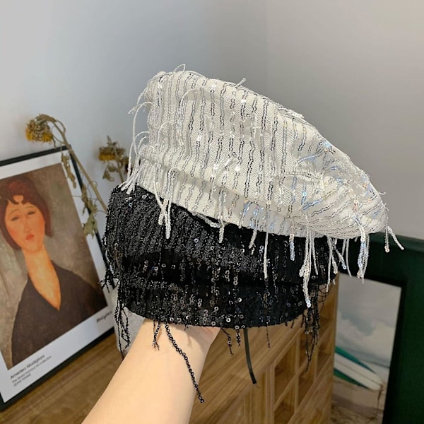 Baskrar för kvinnor Elegant åttakantig hatt med gnistrande paljetter Tofs Casual Chic Flat Top Caps Bright Leisure Painter Hat（One Size，Svart）