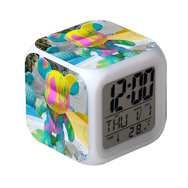 Wekity Cartoon Fluid Violent Bear Alarmklocka LED Kvadratisk Klocka Digital Alarmklocka Med Tid, Temperatur, Alarm, Datum