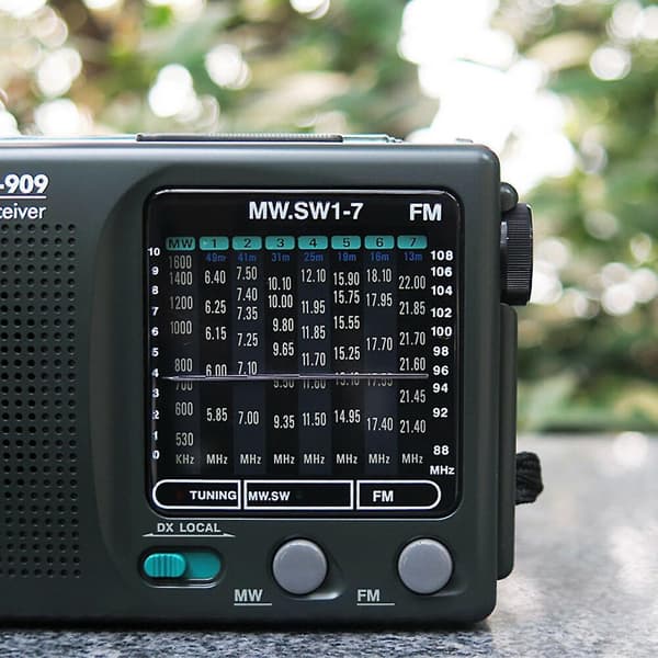 9-bånds FM/MW/SW-mottakere