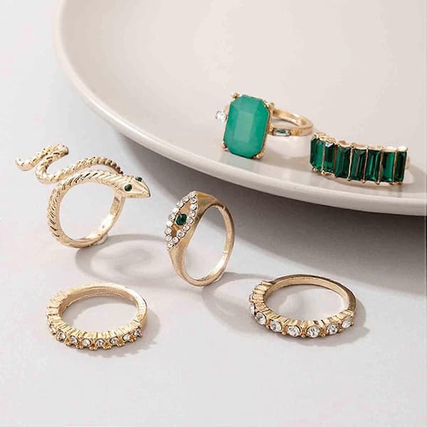 Punk Snake Finger Rings Smaragd Band Ringar Justerbara Guld Knuckle Joint Ringar Stackbara Onda Öga Ringar Set Gothic Statement Ringar för Kvinnor och Flickor