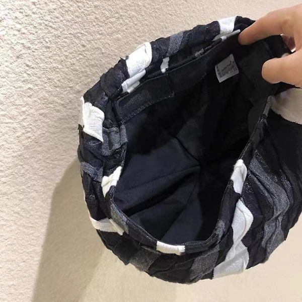 Baskerhatt Chiffon Plisserad Basker Mössor för Kvinnor Randig Målare Hatt Två Färg Blandad Åttahörnig Hatt Lätt Stickad Basker（En Storlek，Svart）