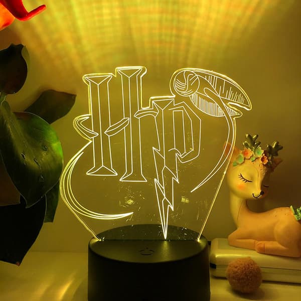 3D-illuusio Harry-yövalo 16 värin lampulla
