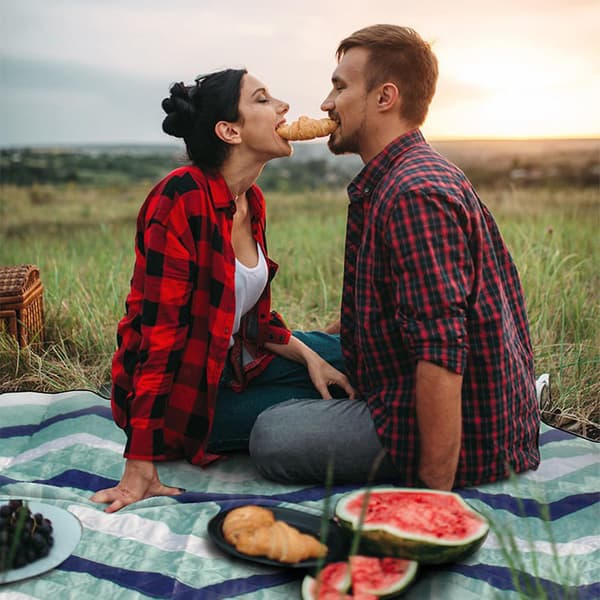 Vaskbart picnictæppe til udendørs camping for 4-7 personer