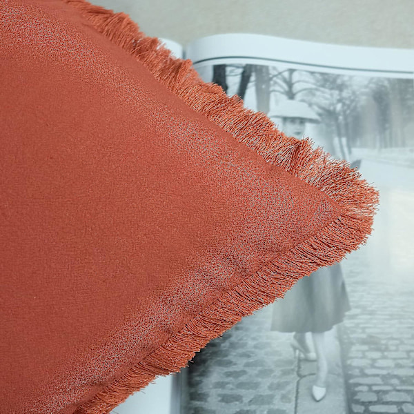 2-pack Dekorativa Naturliga Linne Kuddfodral med Fransar, Farmhouse Boho, Fyrkantig Kuddfodral för Soffa, 18 x 18 Tum, Bränd Tegel