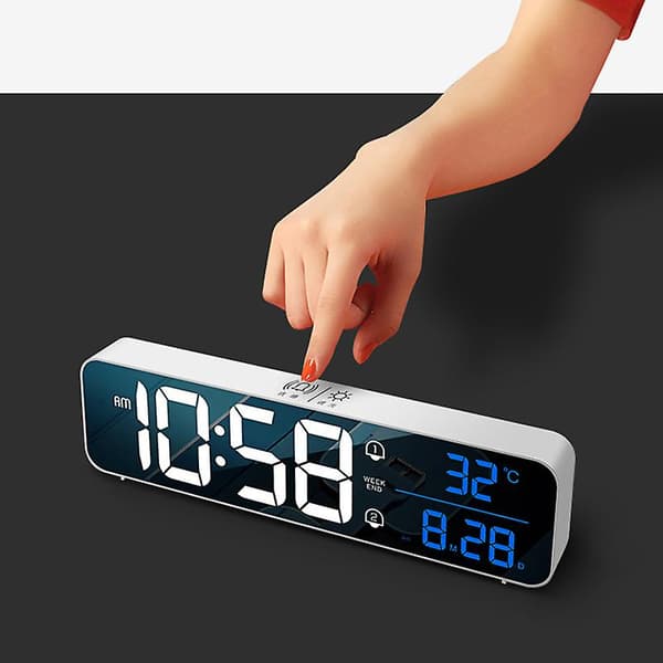 Digital LED Stor Display Väggklocka USB/Batteridriven Spegeldesign (Vit)