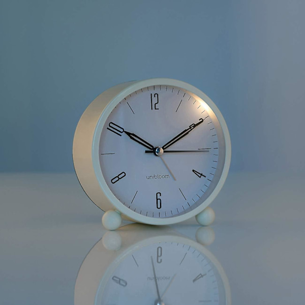 Tyst väckarklocka - Analog väckarklocka utan tickande ljud med varmt ljus - Minimalistisk rund
