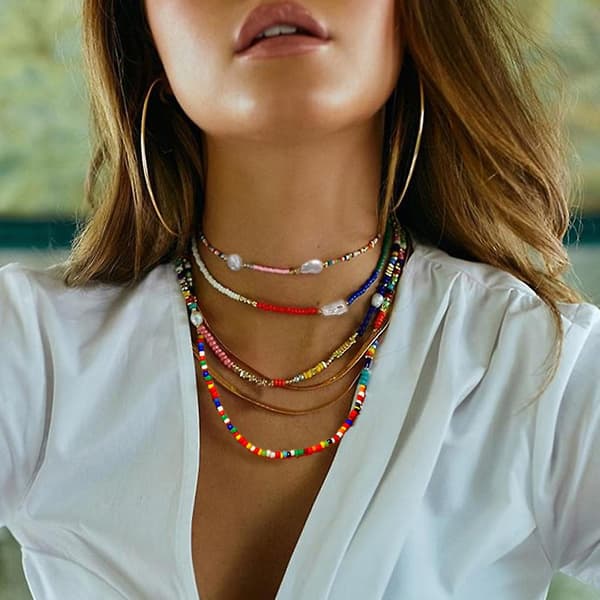 Boho pärlchoker halsband för kvinnor tonårsflickor strand halsband set 4-pack
