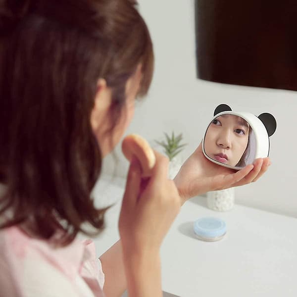 Söpö Panda-herätyskello, digitaalinen LED-pöytäkello sängyn viereen (musta)