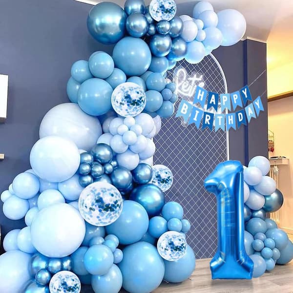1-årsdagens dekorasjon for gutter - blå ballonger og dekor