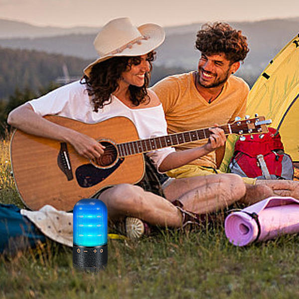 Vapautusmyynti High-Color Uusi Bluetooth-kaiutin Ulkoilmatkailu Kannettava Koukku Ulkoilma Leirintä Tunnelma Värivalo Kaiutin, 9 Lajia Ympäristön Valoa