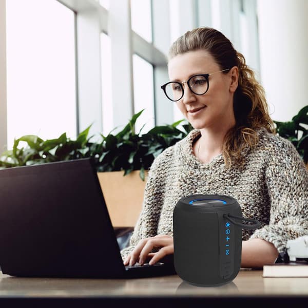 Bluetooth Audio Stofhøjttaler Plug-In Mini Stereo Udendørs Bluetooth Højttaler Ekstern Lys Sammenkobling