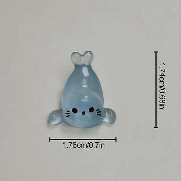 5 st. självlysande minisälfigurer för mikrolandskapsdekoration Random 5pcs