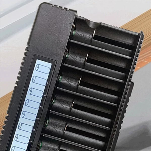 LCD-skærm 8-slot 18650/26500 Batterioplader 3.7V Lithium Batteri Ni- Ni-Chrome 1.2V 1.5V Batterioplader EU-stik (sort)