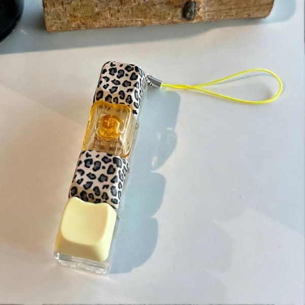 Keycap Fidget-nøglering med klik-kontakt til stresslindring og nørdet tilbehør Blue