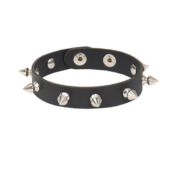 Sort armbånd i sort læder med nitter og spænder (3 stk.)