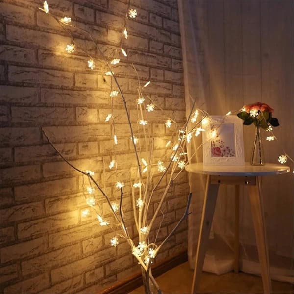 Julepynt LED lysslynge Jule snøfnugglys 2 meter 10 lys Batterimodell Varm farge