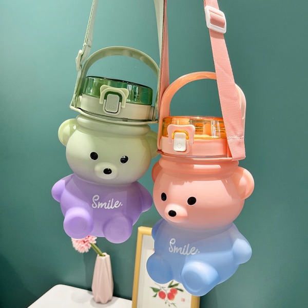 1100 ml rosa björn vattenflaska med axelrem Plast vattenflaska med sugrör Barn reseflaskor