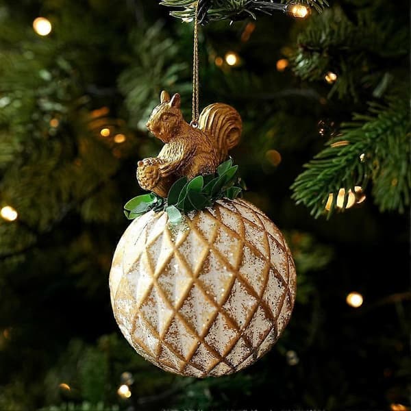 Julekule i plast med skogsdyr ekorn og hjortehode i glitterrelieff Squirrel plastic ball