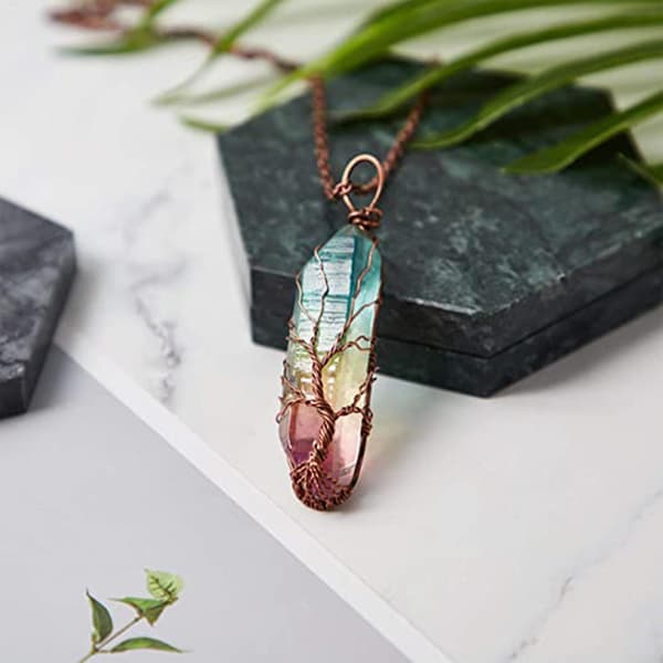 2022 Natural Symphony Crystal Pillar Halskæde Naturlige Knuste Sten Halskæder