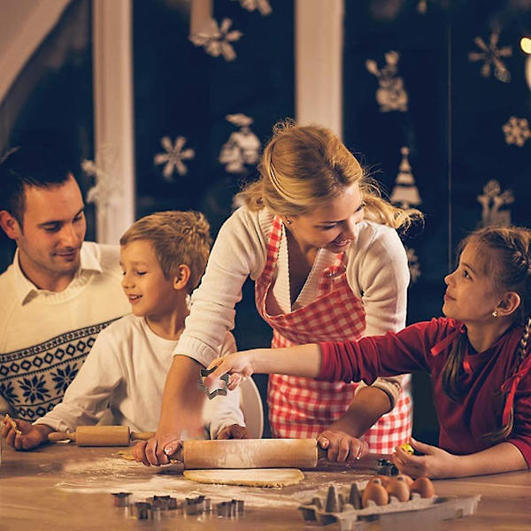 Kageformssæt med 12 stk. blomster, runde, hjerte- og stjerneformede småkager i rustfrit stål til køkkenbagning til Halloween og jul