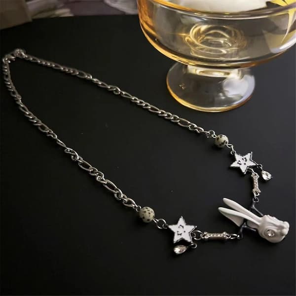 Goth Star Rabbit Pendant Choker Halsband för Kvinnor Elegant Lång Kedja Smycken