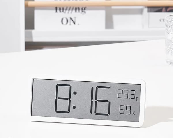 Väggklocka, 20,2*2*8cm upphängning och pendel temperatur luftfuktighet, vit