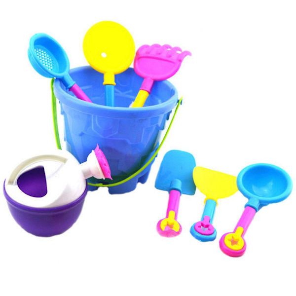Barnens strandleksakssandset, strandhink, vattenkanna, spade, kratta