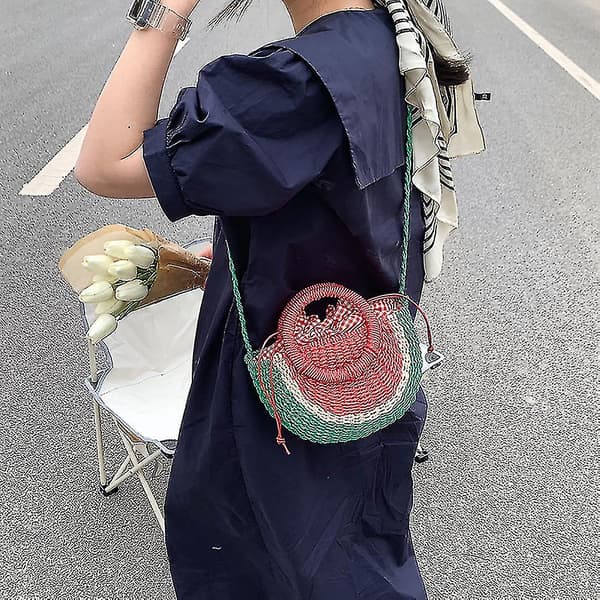 Messenger halmväska, fruktformad vattenmelon halm strandväska handvävd myntväska