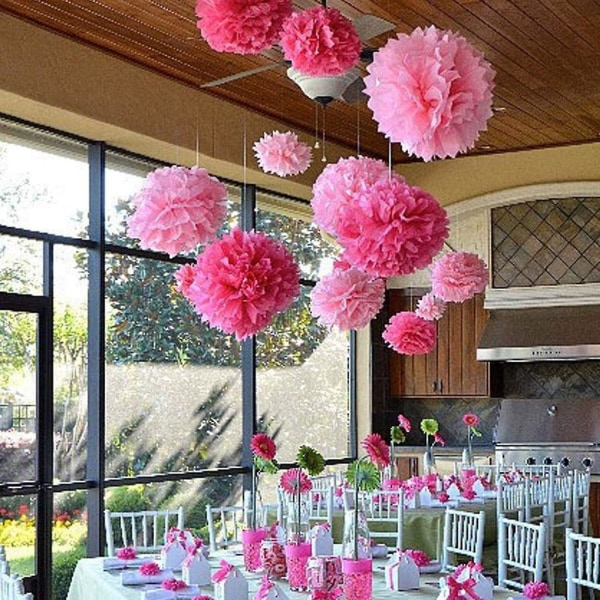 18 rosa blommor pom poms för flickor dop, tissue pom poms. Födelsedag eller baby shower dekorationer