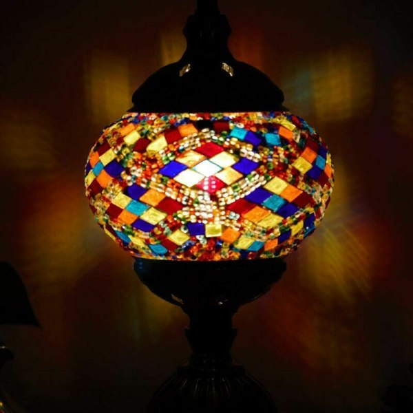 GTA turkisk lampa orientalisk mosaik skrivbord Vintage flerfärgad glas sänglampa brons bas